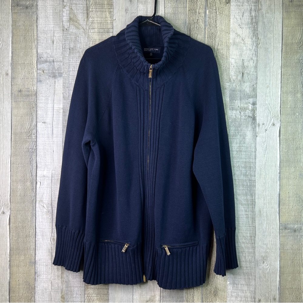 (HAS FLAW)  Jones New York Signature Woman 3X Navy Blue  Zip Front Sweater